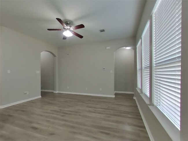 Building Photo - 12850 Spruce Cir