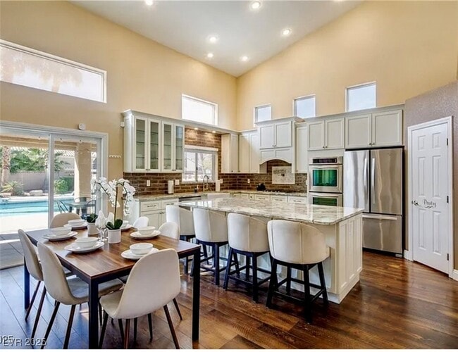 Building Photo - 7469 Thornsby Ct