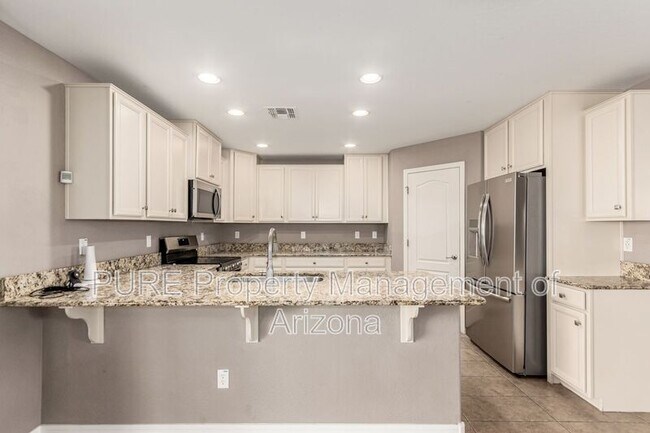 Building Photo - 1423 N Balboa