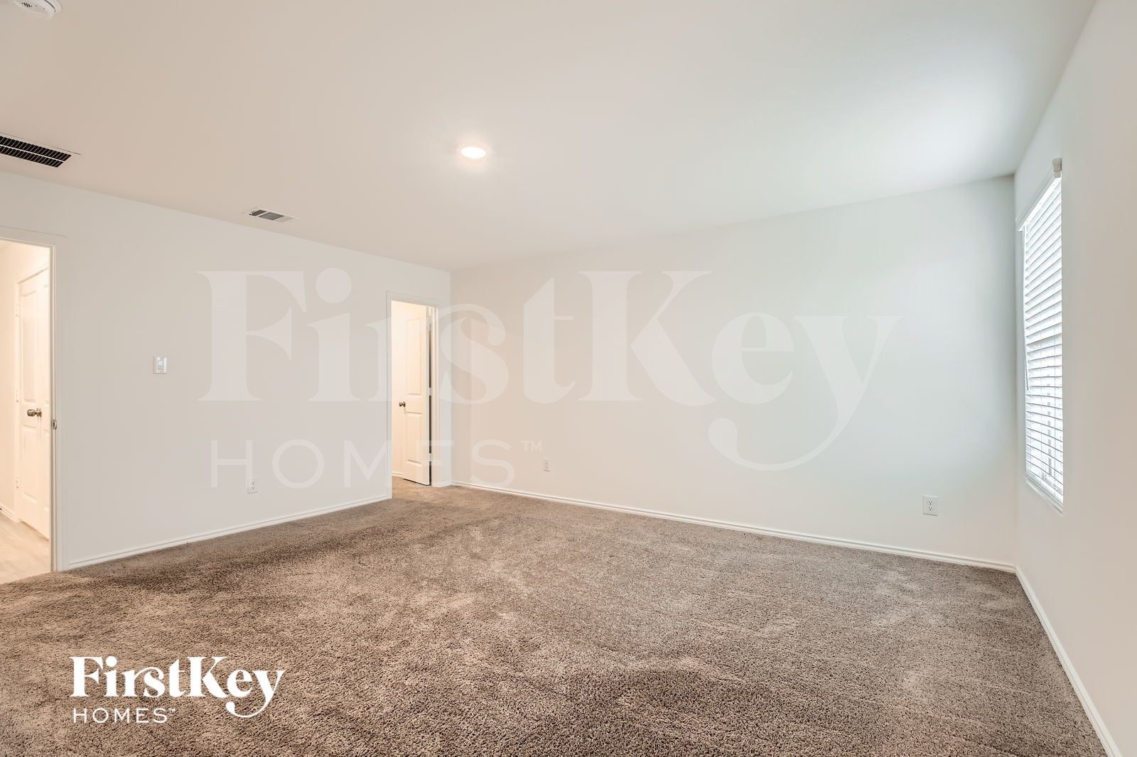Building Photo - 1335 White Willow