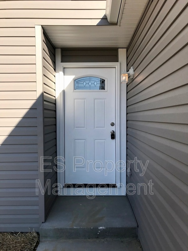 Building Photo - 5412 Pommel Ct