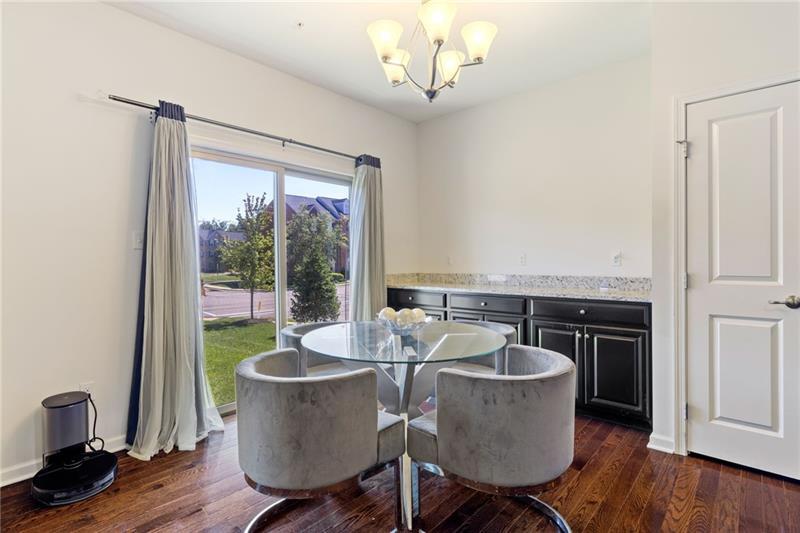 Building Photo - 2020 Connecticut Ln