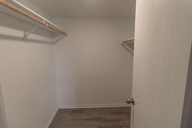 Building Photo - 5313 Currituck Ln