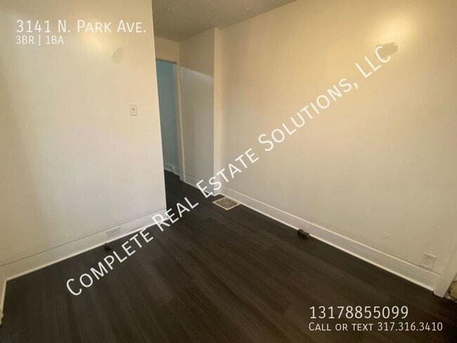 Building Photo - 3141 N Park Ave