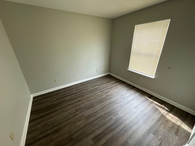 Building Photo - 4109 Blue Lick Ct