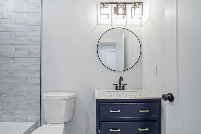 Building Photo - 1220 S 20th St