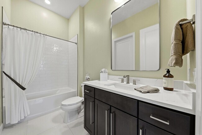 Building Photo - 10332 Northbrook Cir