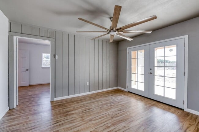 Building Photo - 12712 E McKinley Ave