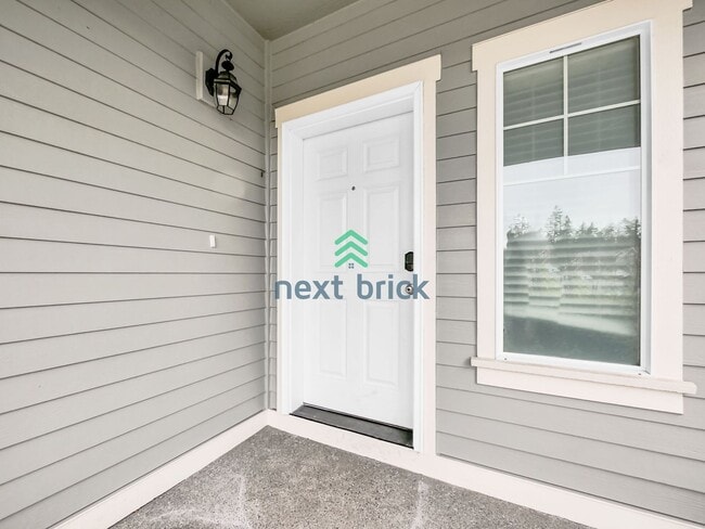 Building Photo - Charming 4 Bed 2.5 Bath for Rent!