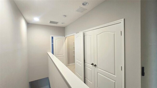 Building Photo - 11992 Sands Cv