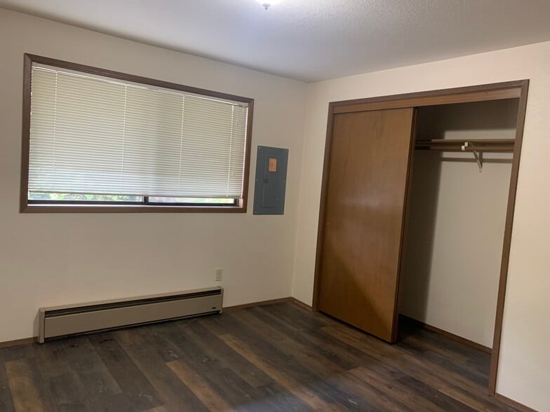 Building Photo - 107 La Villa Dr