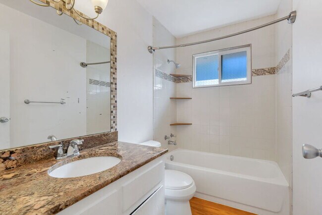 Building Photo - 4282 W Virginia Ave