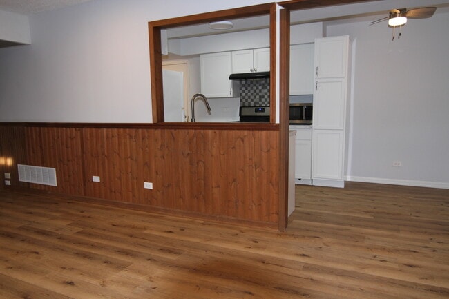 Building Photo - 184 Betty Ct