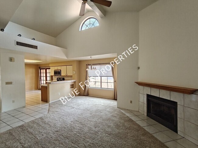 Building Photo - 131 E Horizon Cir