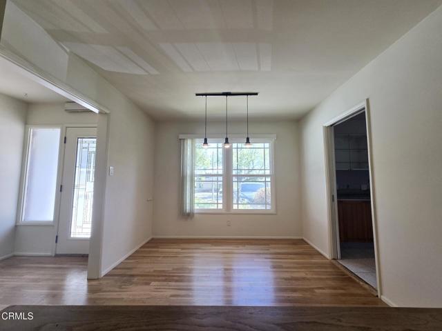 Building Photo - 3815 Mayfair Dr