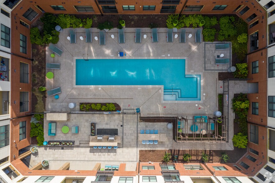 The Lincoln 408 E Hargett St Raleigh NC 27601 Apartment Finder