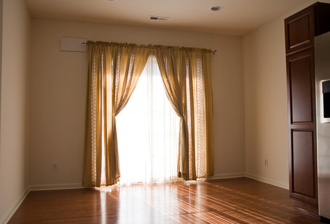 Breakfast Nook - 3182 Camden Drive