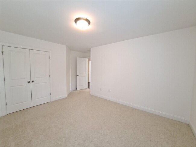 Building Photo - 1104 Hemingford Way
