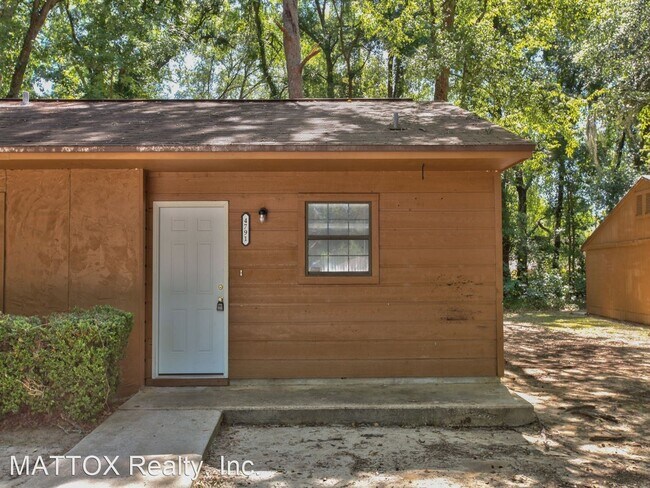 Building Photo - 2 br, 1.5 bath House - 4791 Leah Court