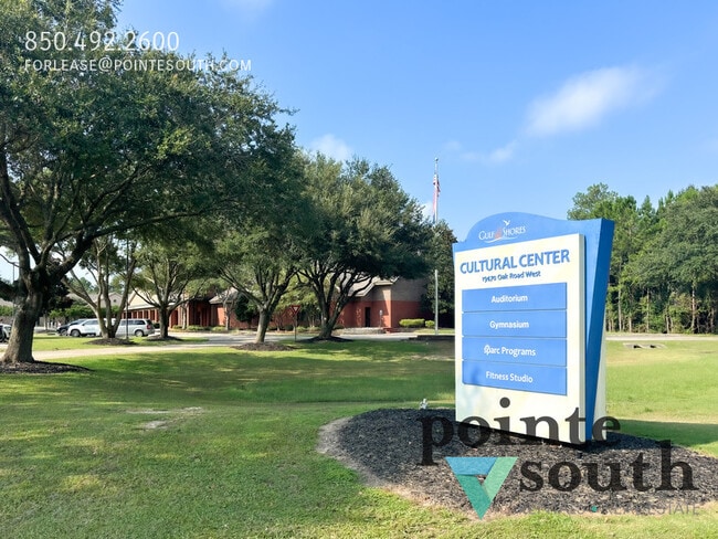 Building Photo - 6427 Schoel Ln