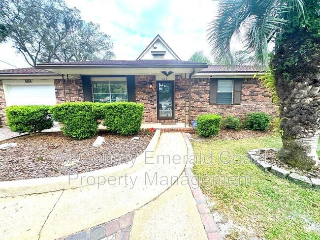 Building Photo - 504 Kelly St