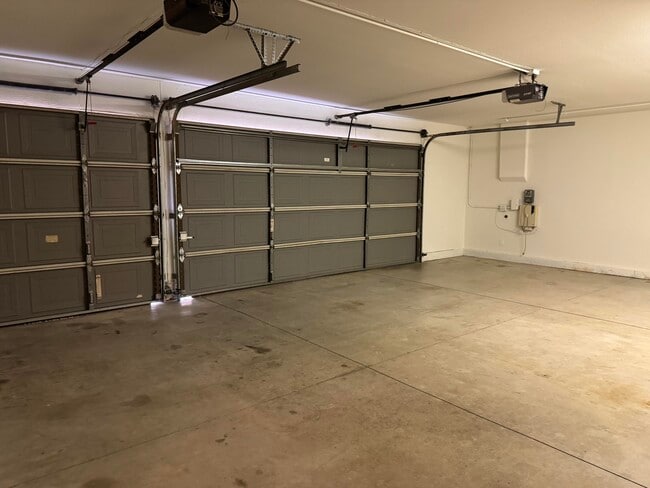 Building Photo - 44180 Camino Lavanda