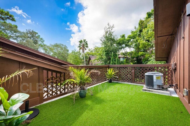 Building Photo - 6 Tomahawk Trail