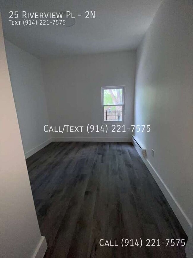 Building Photo - 25 Riverview Pl