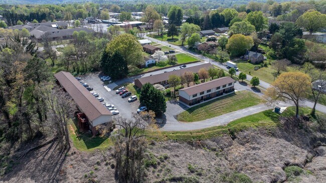 Building Photo - Renovated 1 Bed 1 Bath Condo in Prime Location!