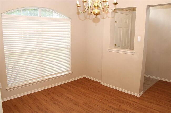 Building Photo - 3414 Flowstone Ln