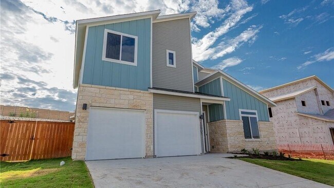 Building Photo - 11617 American Mustang Lp