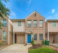 Building Photo - 318 Plaza Del Sol Park