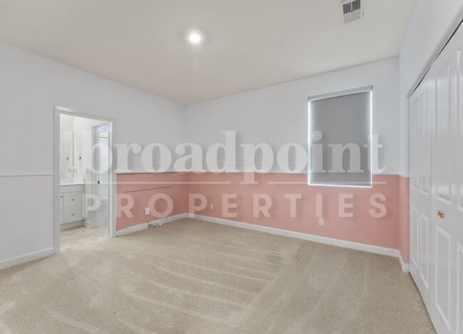 Building Photo - 27941 Silo Ln