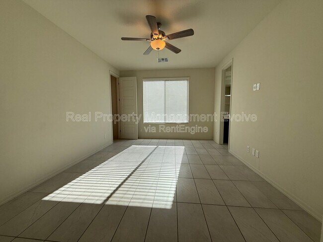 Building Photo - 8755 W Solano Dr