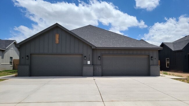 Building Photo - 7123 22nd Pl