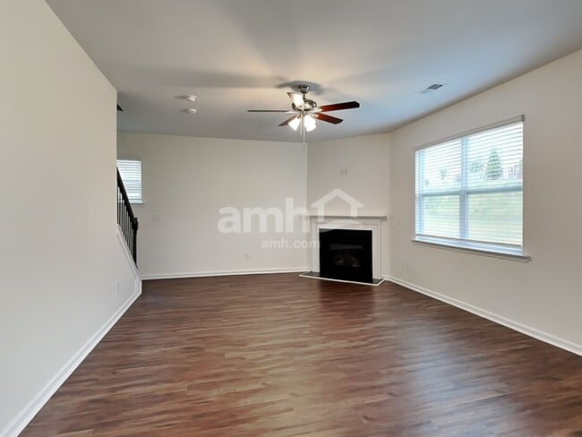 Building Photo - 122 Preservation Drive