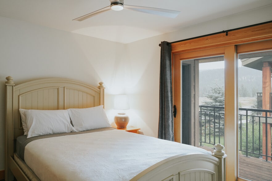 Building Photo - 20 Limber Pine Pl