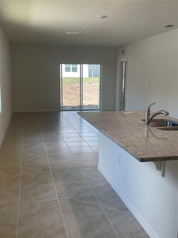 Building Photo - 408 Charlotte Wy