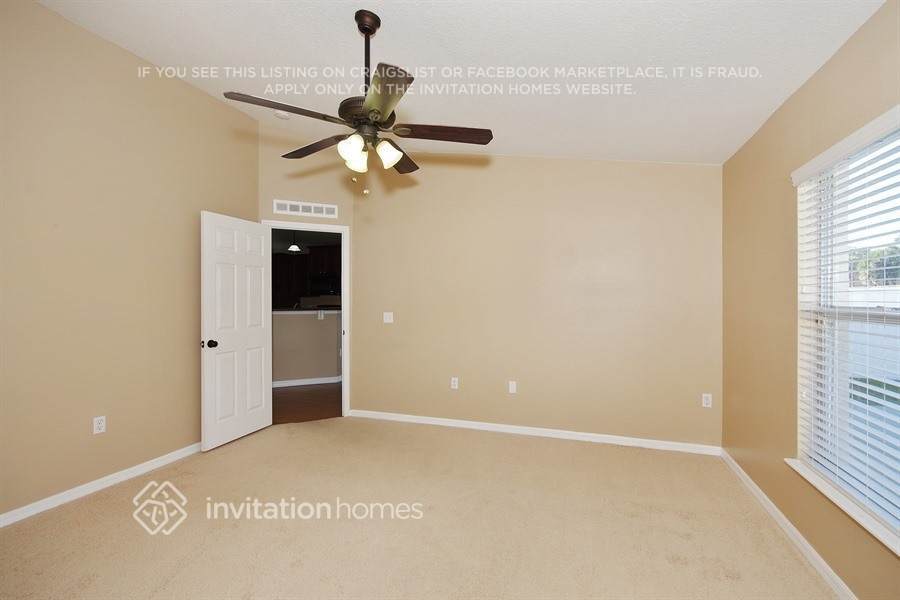 Building Photo - 14127 Econ Woods Ln