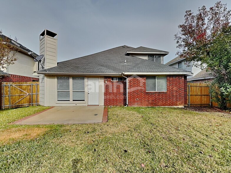 Building Photo - 1204 Buehler Ct