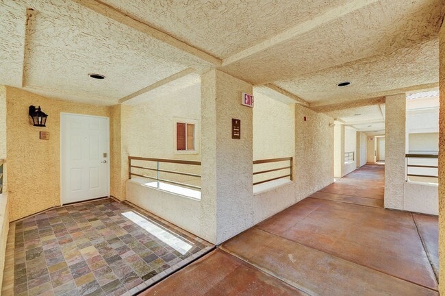 Building Photo - Luxurious Meridian Condo. Live 24/7 Guard ...