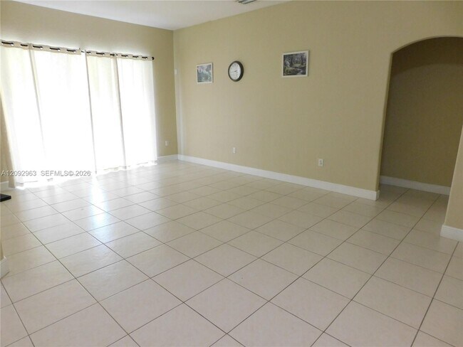 Building Photo - 21800 SW 184th Pl