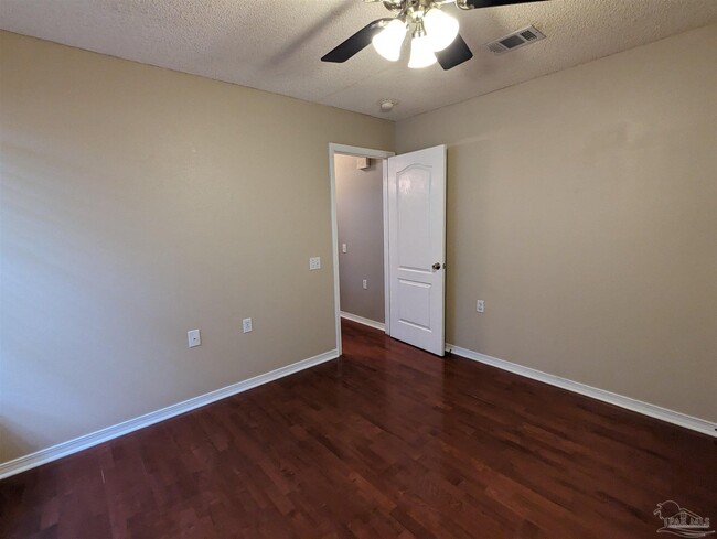 Building Photo - 1490 Newcastle Way