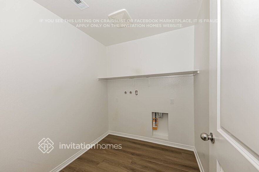 Building Photo - 2451 Gunner Ridge Way