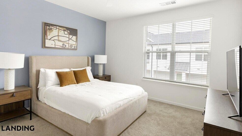 Building Photo - 560 Jack Clift Blvd