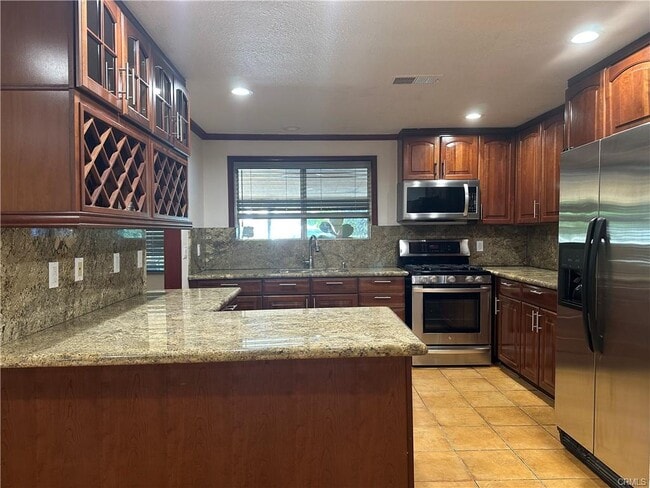 Building Photo - 7721 Rhea Ave