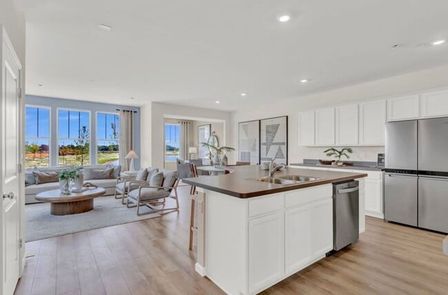 Building Photo - 2256 Horseshoe Cir