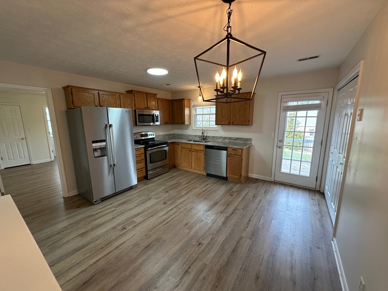 Building Photo - 7643 Cotton Patch Rd