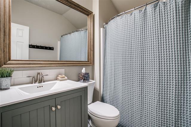 Building Photo - 2007 Highland Dr