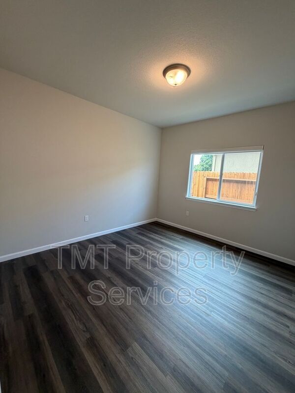 Building Photo - 9106 Turnbull Ct